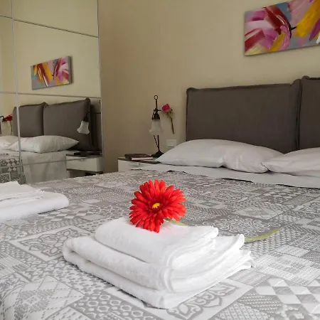 Vele Bianche Cosy Con Terrazza Apartment